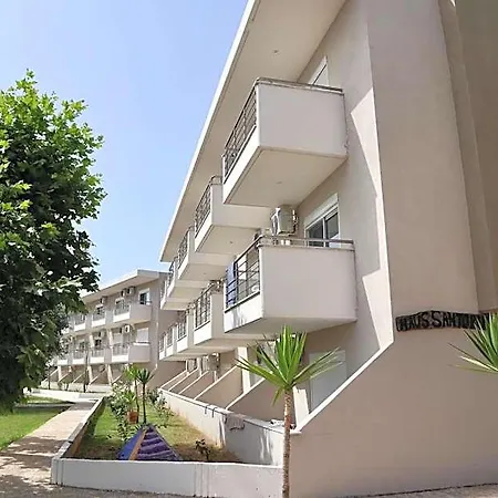Hotel Sarti *