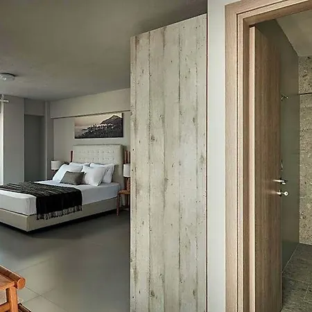 Sarti Hotel *